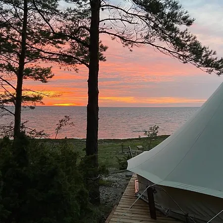 Moenus Paik Glamping Joiste