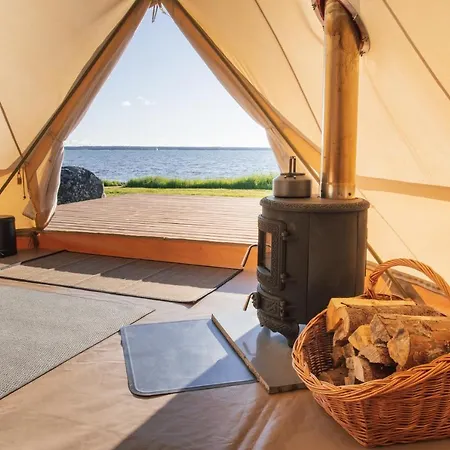 Luxury tent Moenus Paik Glamping