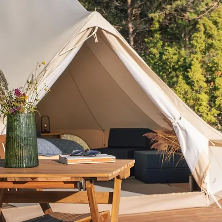 Moenus Paik Glamping Joiste