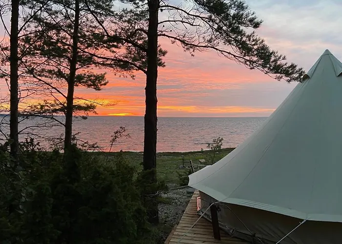 Moenus Paik Glamping Joiste